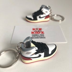 Jordan 1 Union LA 3D Mini Sneaker Keychain